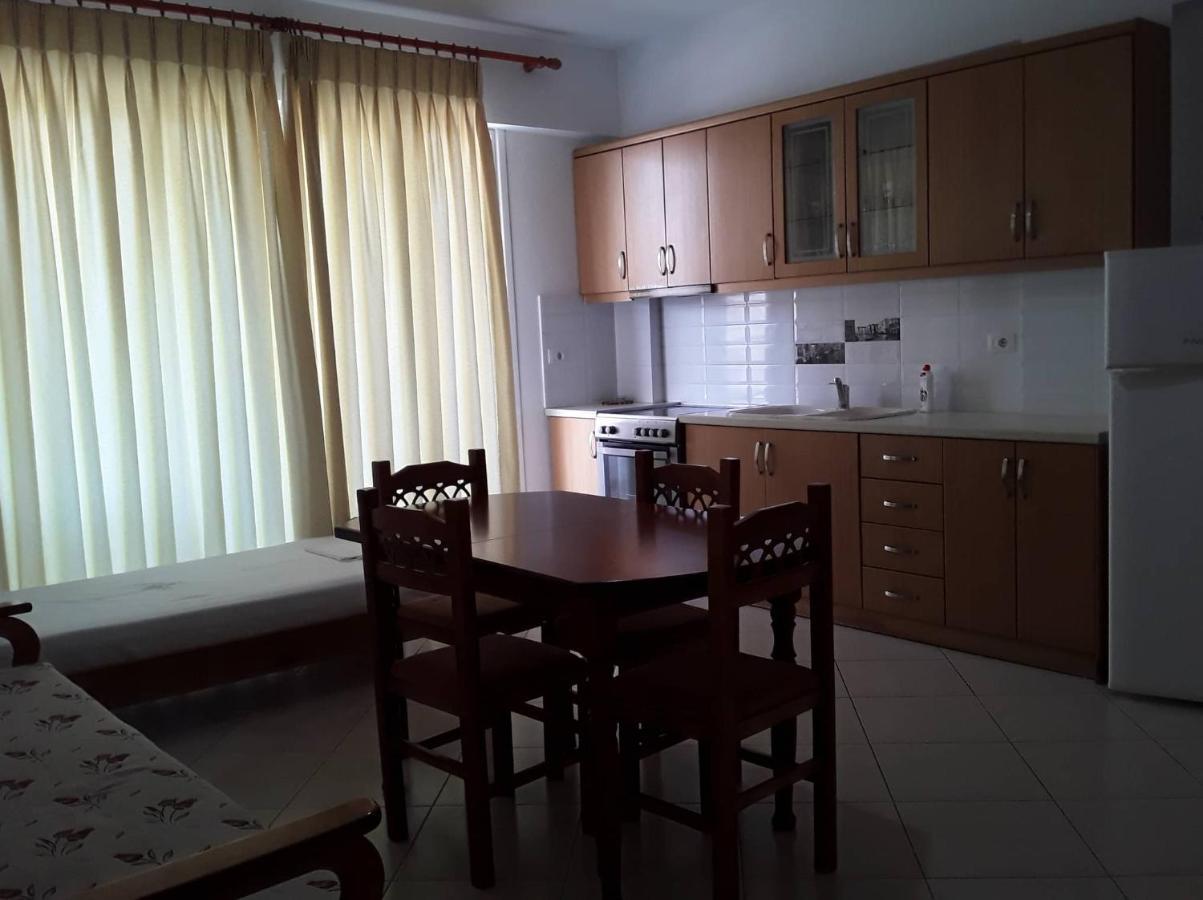 Caldera Vista Apartaments Sarandë Eksteriør bilde