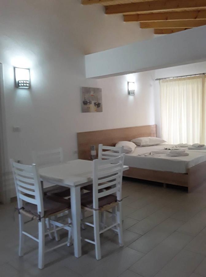 Caldera Vista Apartaments Sarandë Eksteriør bilde