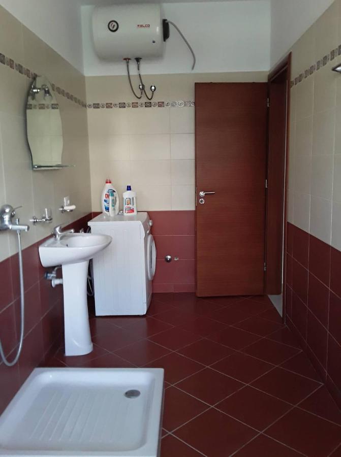Caldera Vista Apartaments Sarandë Eksteriør bilde